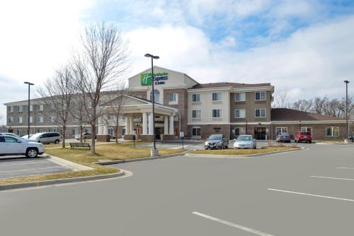 Фотография гостиницы Holiday Inn Express Hotel & Suites Omaha West, an IHG Hotel