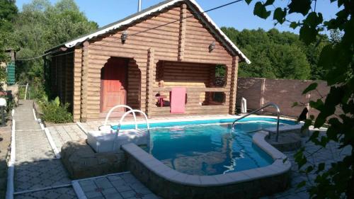 Фотографии гостевого дома
Дом в лесу