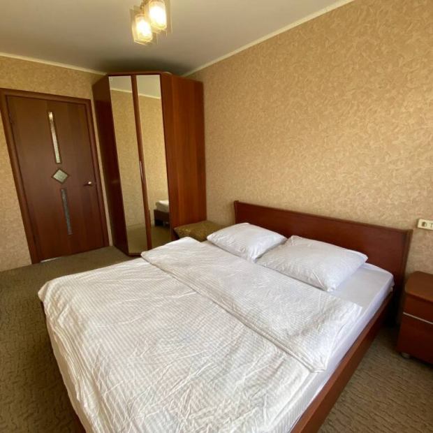 Фотографии квартиры
Апартаменты Трехкомнатные Апартаменты на Карбышева 12