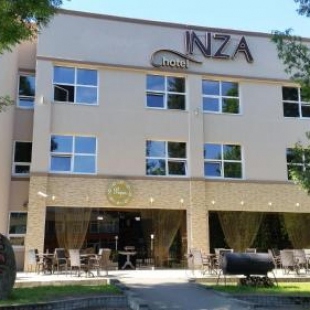 Фотография гостиницы Inza Hotel