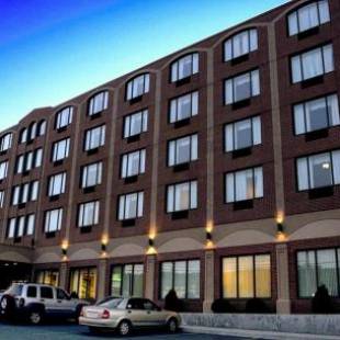 Фотографии гостиницы
Capital Hotel