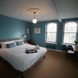 Фотографии мини отеля 
            The Alma Taverns Boutique Suites - Room 1 - Hopewell