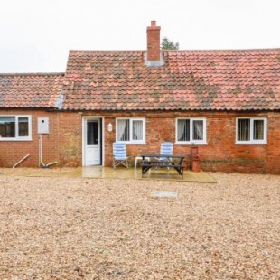 Фотография гостевого дома Hadleigh Farm Cottage