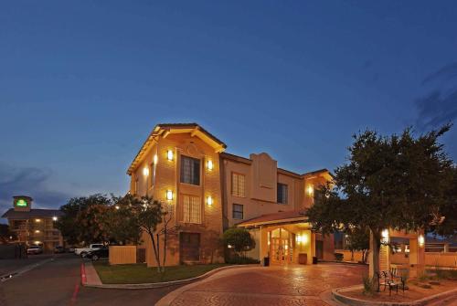 Фотография гостиницы La Quinta Inn by Wyndham Amarillo West Medical Center