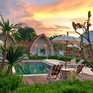 Фотография базы отдыха La Roja Bungalows