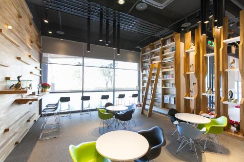 Фотография гостиницы Jiuwu Hotel