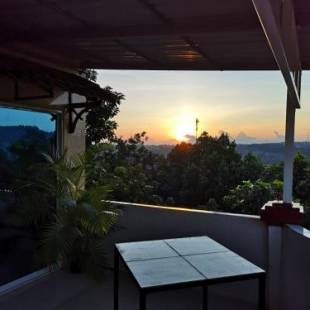 Фотографии гостиницы
Route 76 Guest House