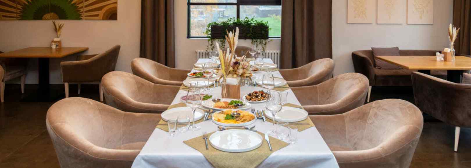 Фотография банкетного зала Светлый зал для торжеств в DIVINE