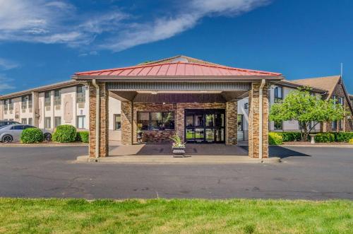 Фотография гостиницы Comfort Inn & Suites West Springfield