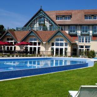 Фотографии гостиницы
Renaissance Paris Hippodrome de St. Cloud Hotel