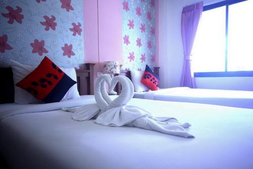 Фотография гостиницы Myplace@Surat Hotel