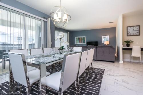 Фотография гостевого дома Multiple Family Homes in Champion Gates Water Park Resort - 7 Miles To Disney-World