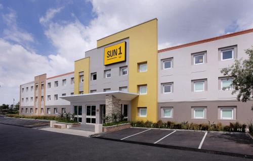 Фотография гостиницы SUN1 MIDRAND