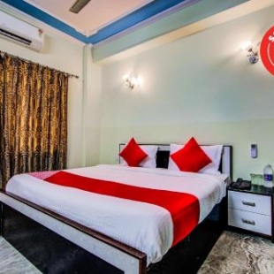 Фотография гостиницы OYO 14066 Hotel Govindi palace