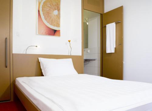 Фотография мотеля Orange Wings Wiener Neustadt