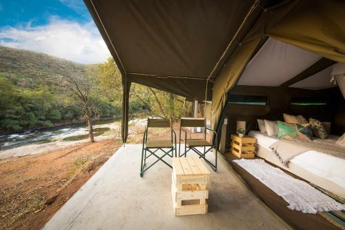 Фотография базы отдыха Explorers Lions Rock Rapids Camp