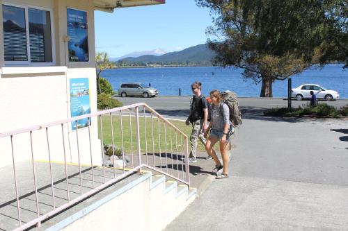 Фотография хостела Te Anau Lakefront Backpackers