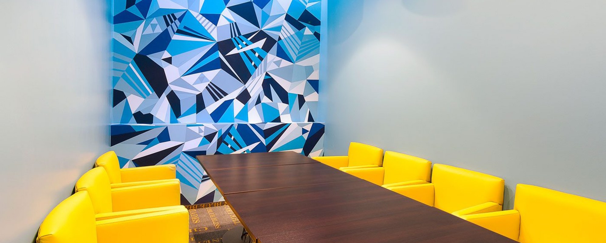 Фотографии комнаты для переговоров Привет, я дома