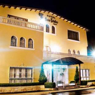 Фотографии гостиницы 
            Hotel Ayenda San Isidro Inn