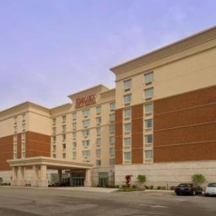 Фотографии гостиницы 
            Drury Inn & Suites St. Louis/O'Fallon, IL