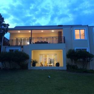 Фотографии гостевого дома 
            Ashford House