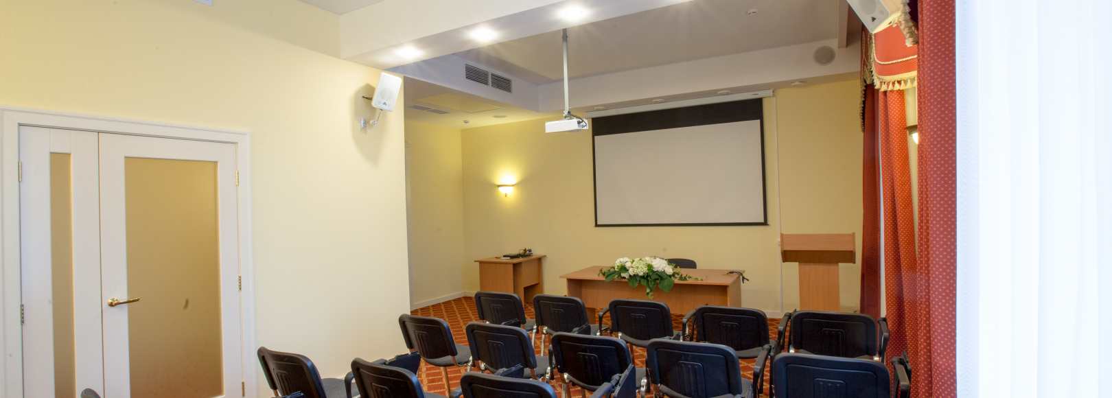 Фотография конференц-зала Малый конференц-зал