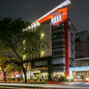 Фотографии гостиницы
YHC Hotel