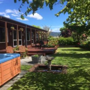 Фотографии мини отеля
Blue Ridge Apartments & B&B