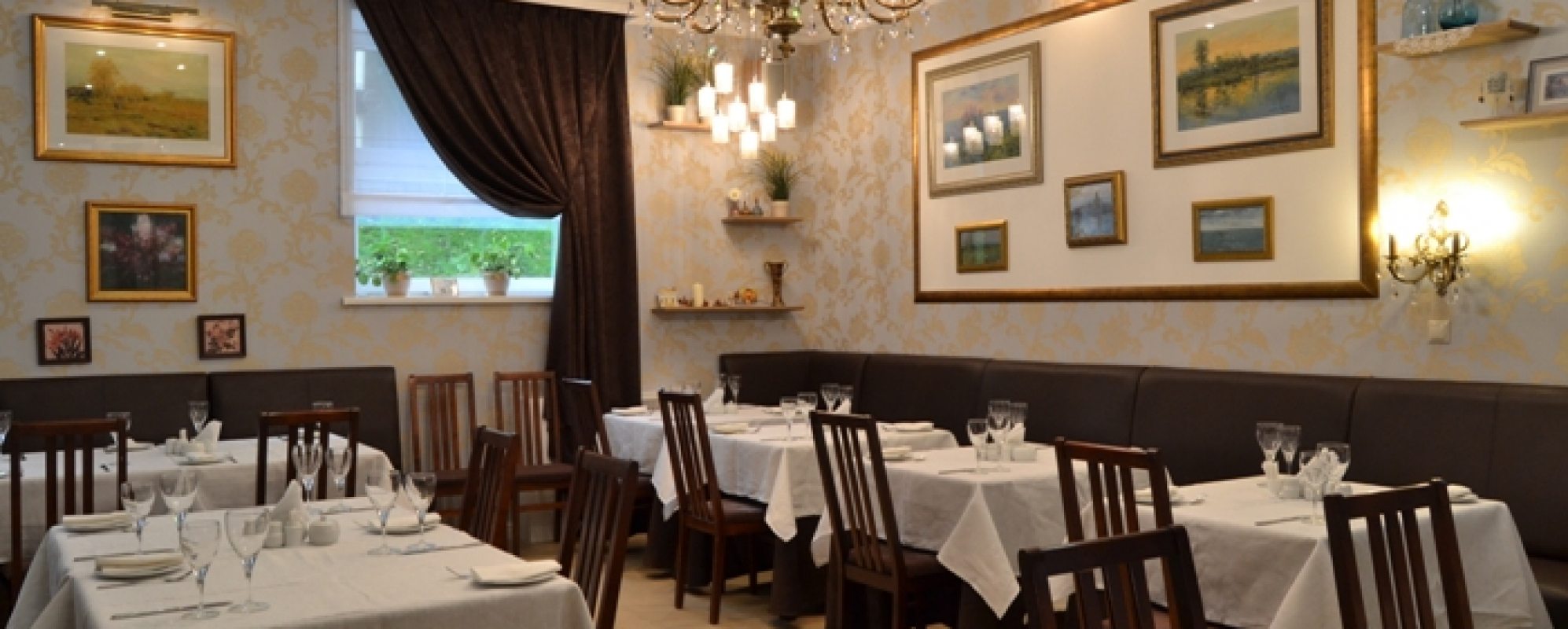 Фотографии банкетного зала Зал ресторана Комильфо