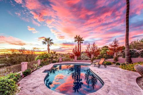Фотография гостевого дома Fountain Hills Views