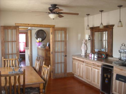 Фотография мини отеля Trapper's Rendezvous