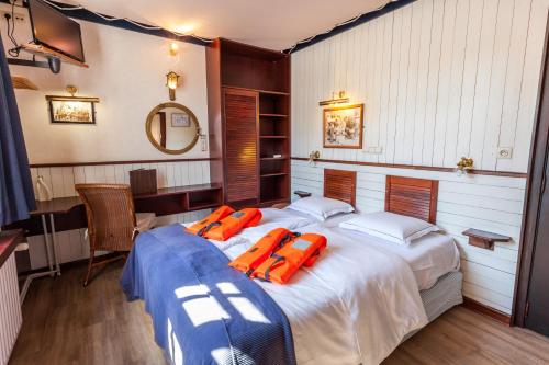 Фотография гостиницы Boat Hotel De Barge