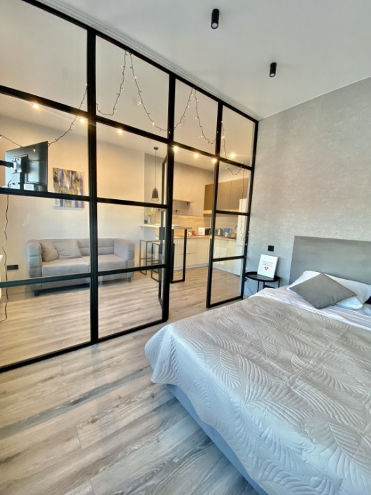 Фотографии квартиры
Kвартира просторная в центре города в КМ Тауэр Плаза 1125