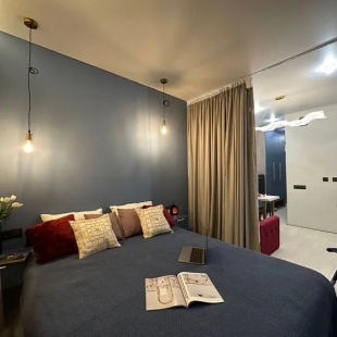 Фотография квартиры Студия "Глубокое синее небо" в доме премиум-класса Октября проспект, 75