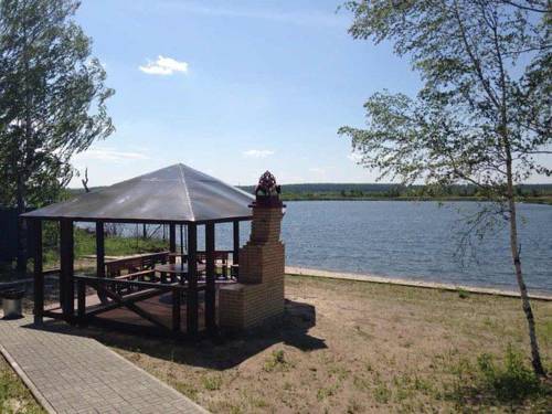 Фотографии гостевого дома
Коттедж У Озера 1