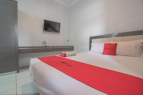 Фотография гостевого дома RedDoorz near Puro Mangkunegaran