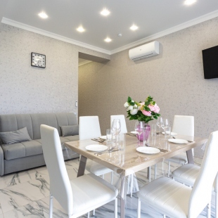 Фотография квартиры Апартаменты Red Apartments Светлана Парк Ассоль