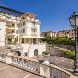 Фотографии гостиницы 
            Hotel Castel Vecchio