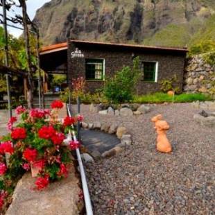 Фотографии гостевого дома 
            CASA LA GORONA