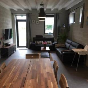 Фотографии гостевого дома
DE SMISHOEVE with playroom, sauna, hot tub and campfire