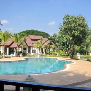 Фотографии гостиницы 
            Pangrujee Resort