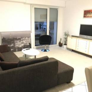 Фотографии гостевого дома
2 Zimmer Wohnung Wuppertal mit Terrasse