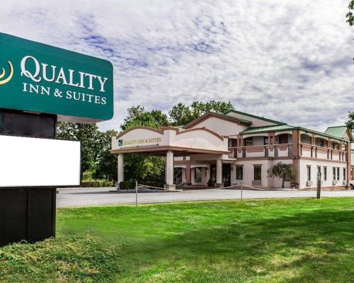 Фотография гостиницы Quality Inn & Suites Quakertown-Allentown