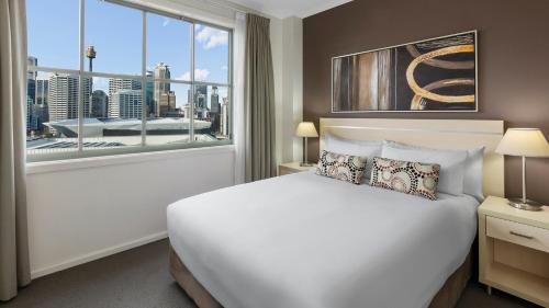 Фотография апарт отеля Oaks Sydney Goldsbrough Suites