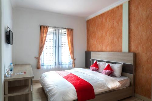 Фотография гостиницы Vaccinated Staff - OYO 617 Sukaraja Residence Syariah