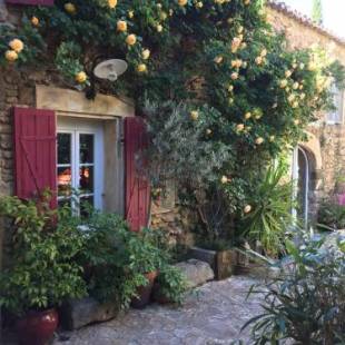 Фотографии мини отеля
Les Aiguières en Provence