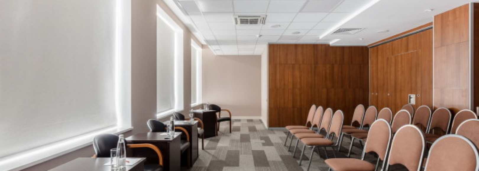 Фотография конференц-зала ПетроКонгресс Зал Балтика