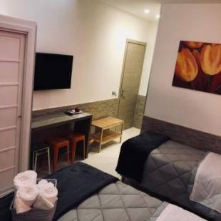 Фотографии мини отеля
La Stella Di Napoli B&B