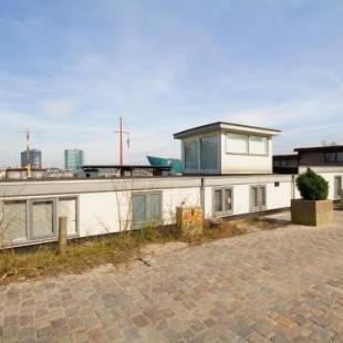 Фотографии мини отеля
Houseboat Amsterdam