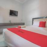 Фотография гостевого дома RedDoorz near Puro Mangkunegaran